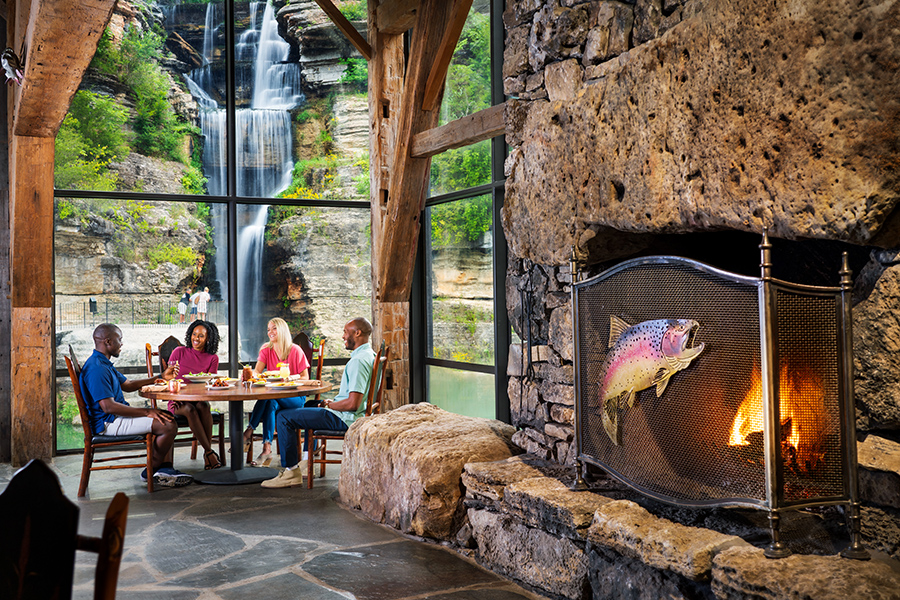 Dogwood Canyon Restaurant Interior w Group Dogwood Canyon Restaurant Interior w Group